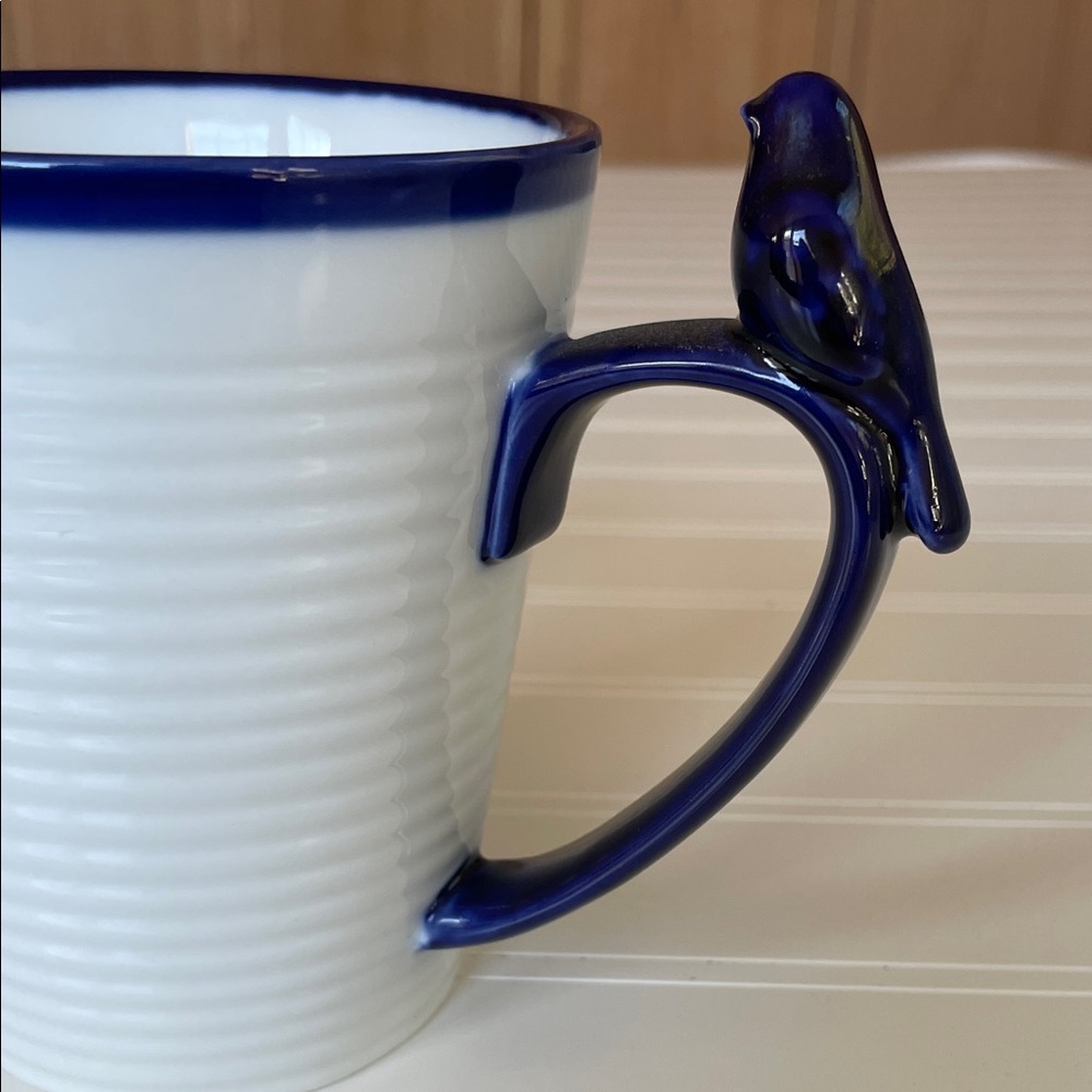 Fitz and Floyd White Mug with Blue Bird Handle Everyday White Porcelain - Picture 9 of 9